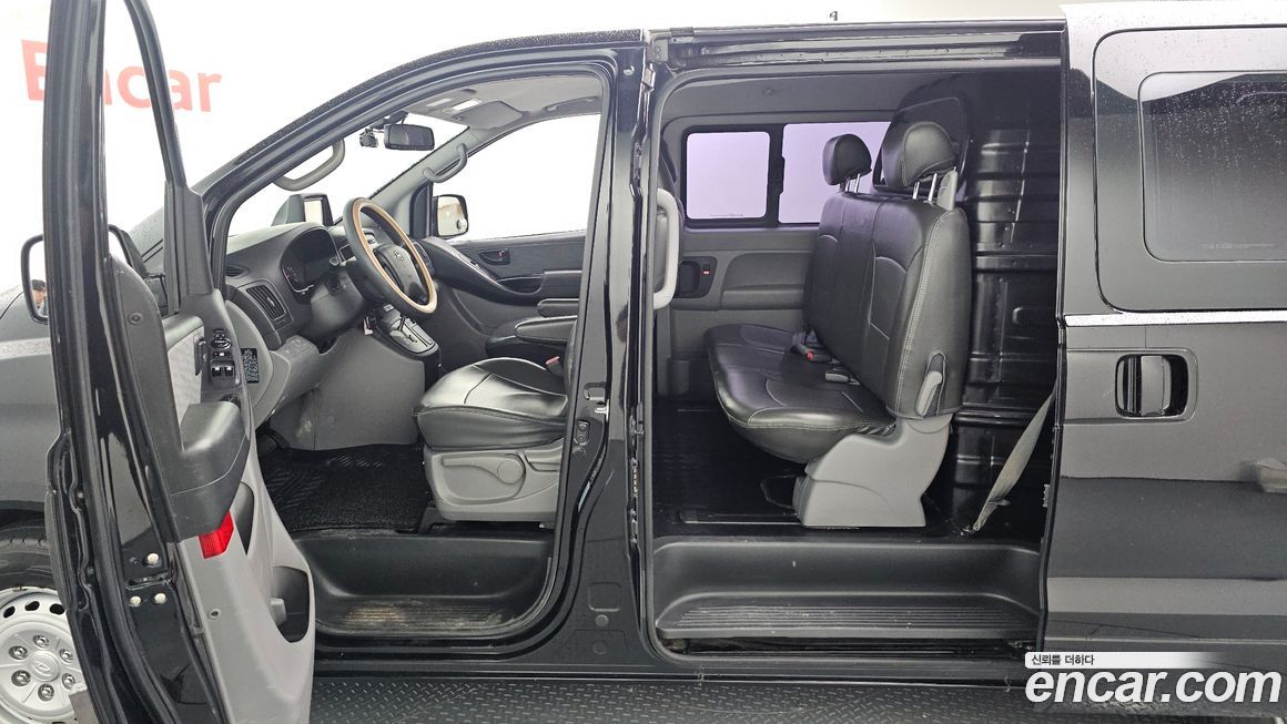 Hyundai Starex 2016