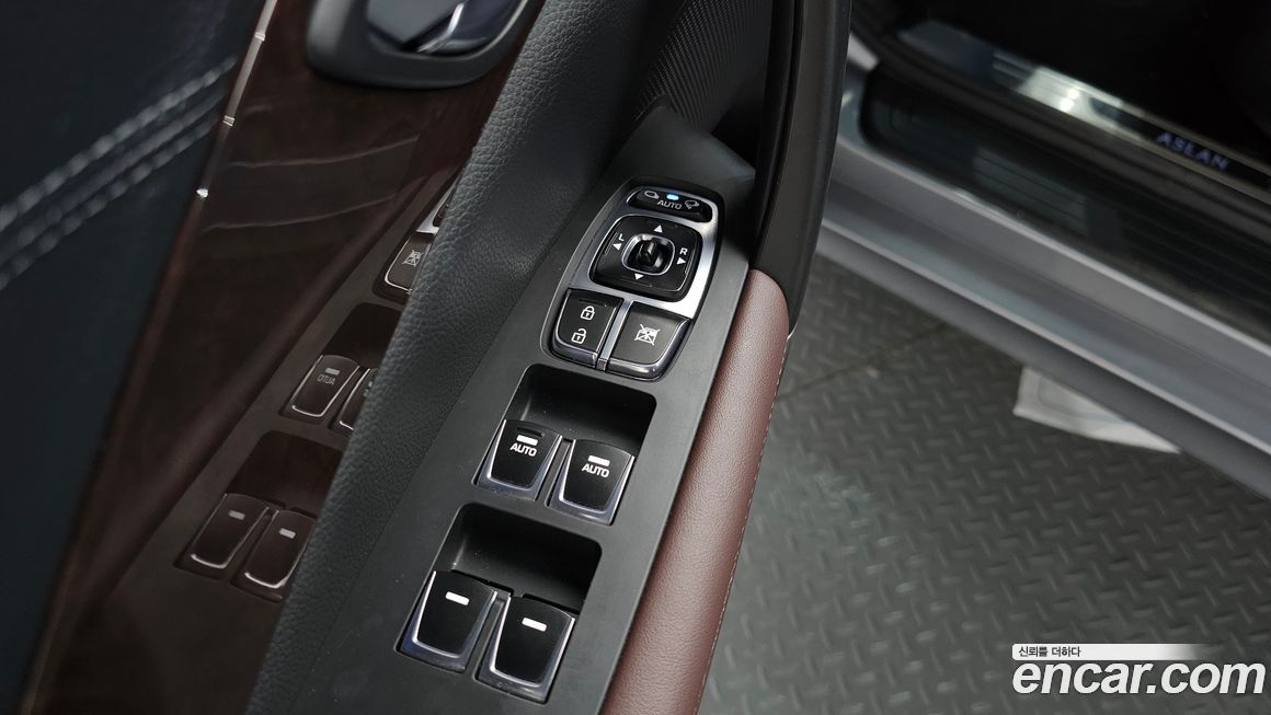Hyundai Aslan 2016