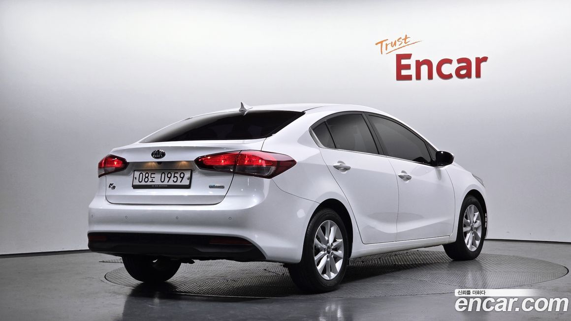Kia K3 2016