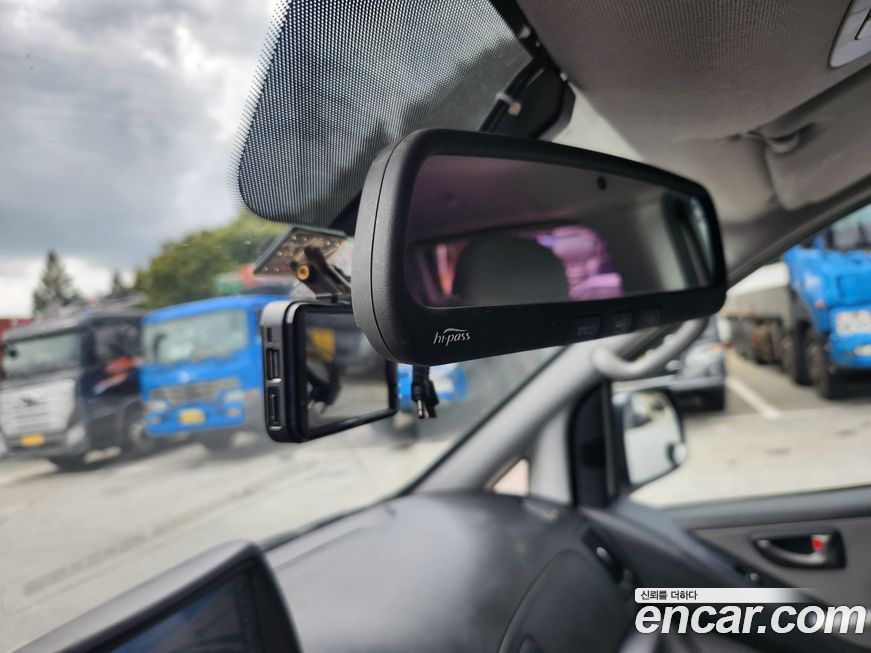 Hyundai Starex 2016
