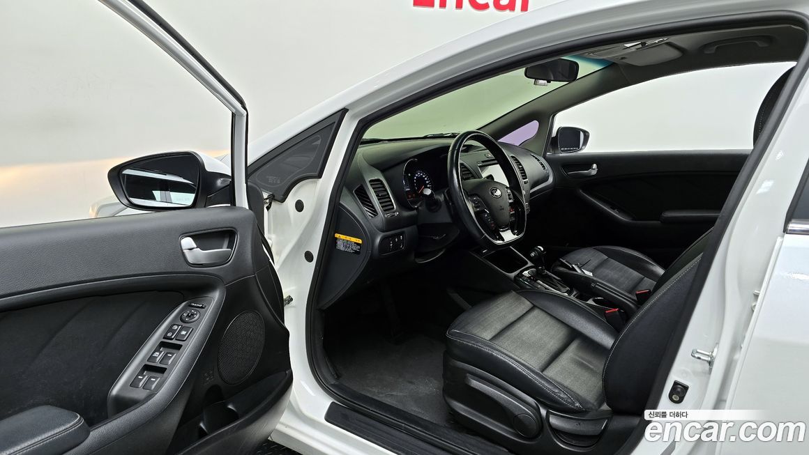 Kia K3 2016
