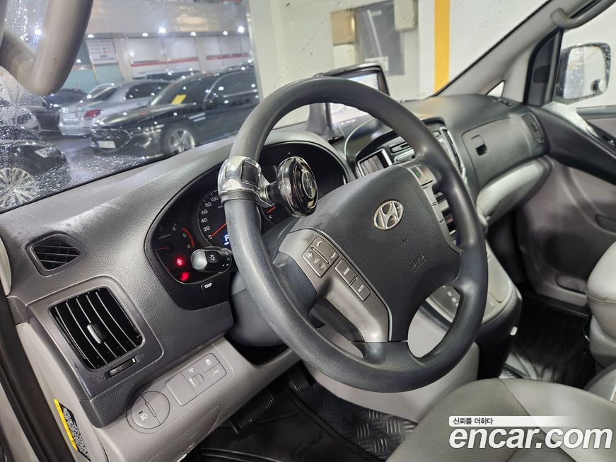 Hyundai Starex 2016