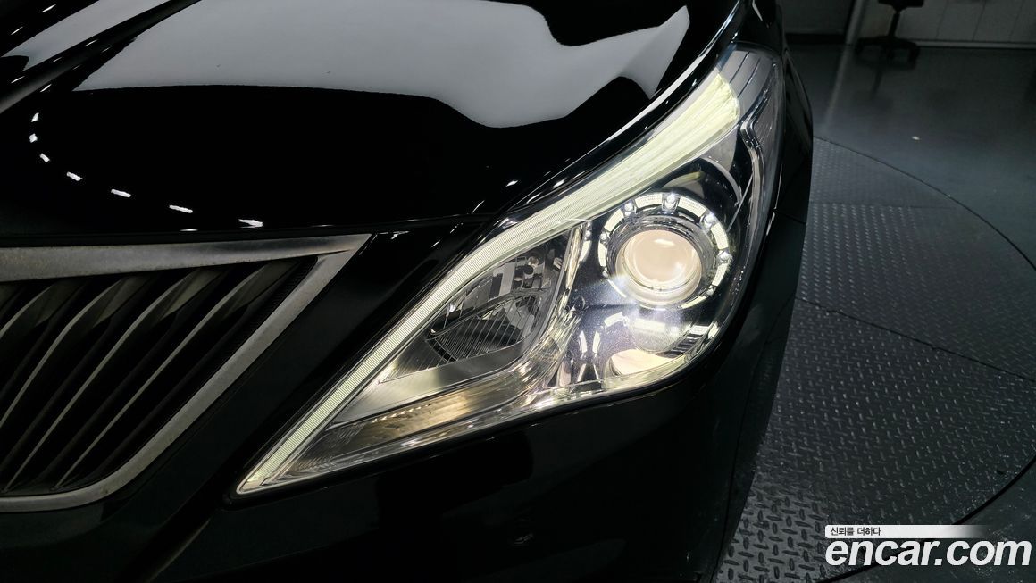 Hyundai Grandeur 2016