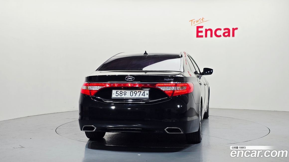 Hyundai Grandeur 2016