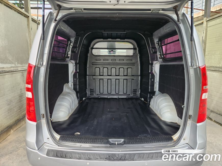 Hyundai Starex 2016