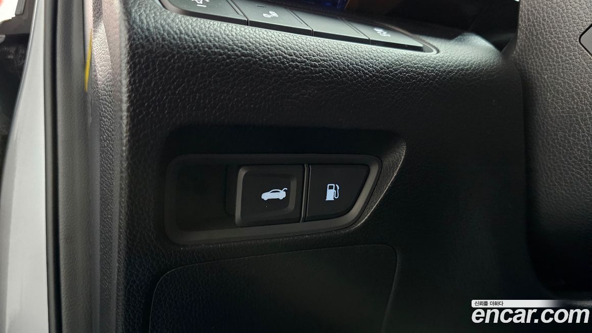 Hyundai Aslan 2016