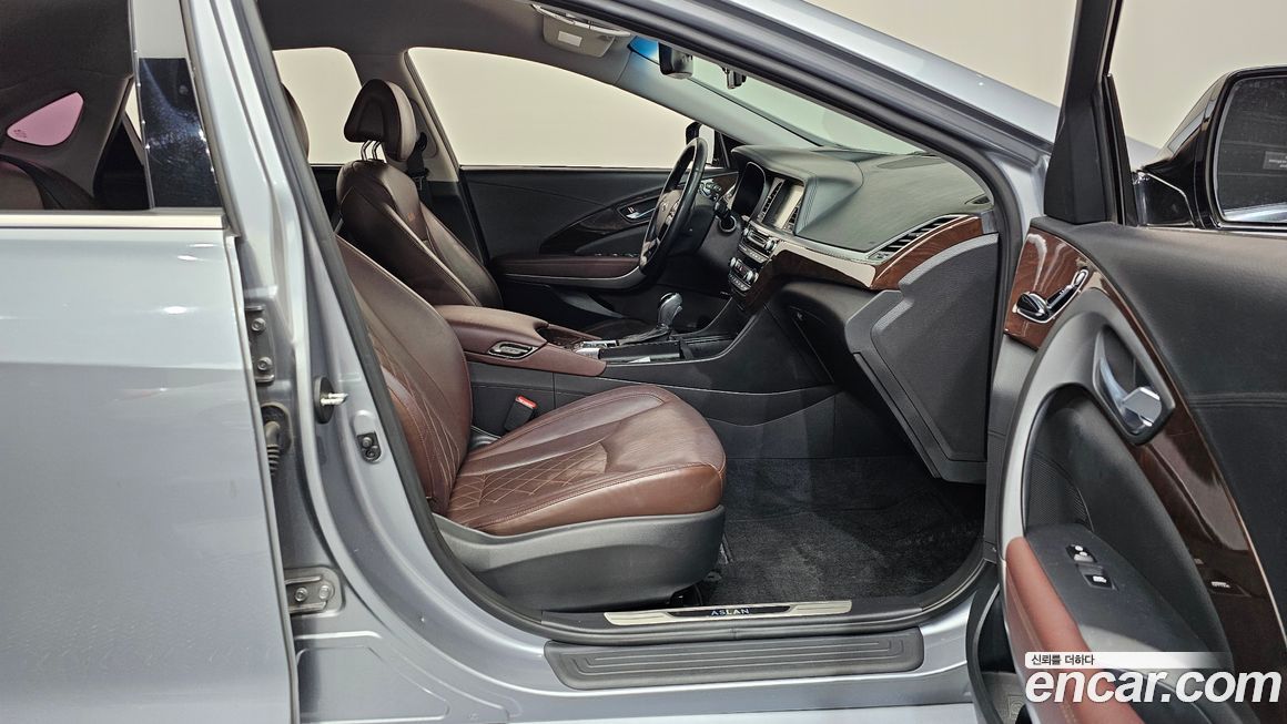 Hyundai Aslan 2016
