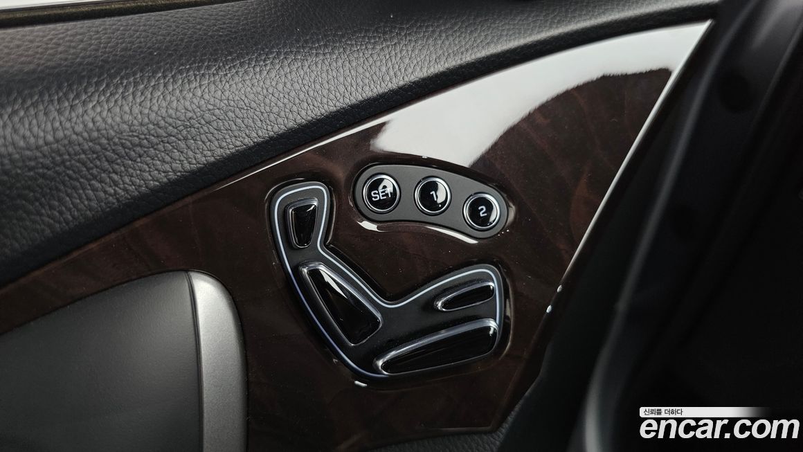Hyundai Aslan 2016