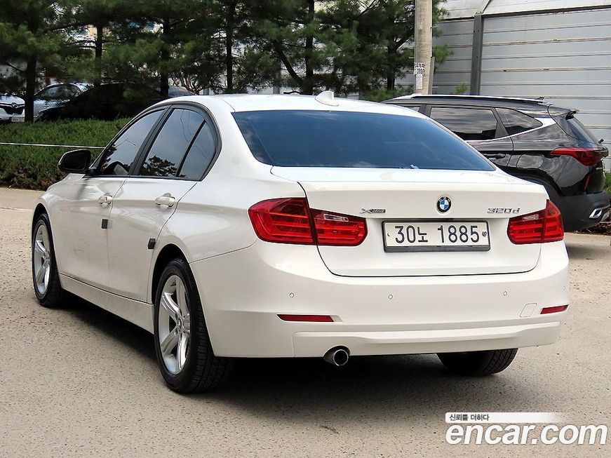 BMW 3-Series 2015