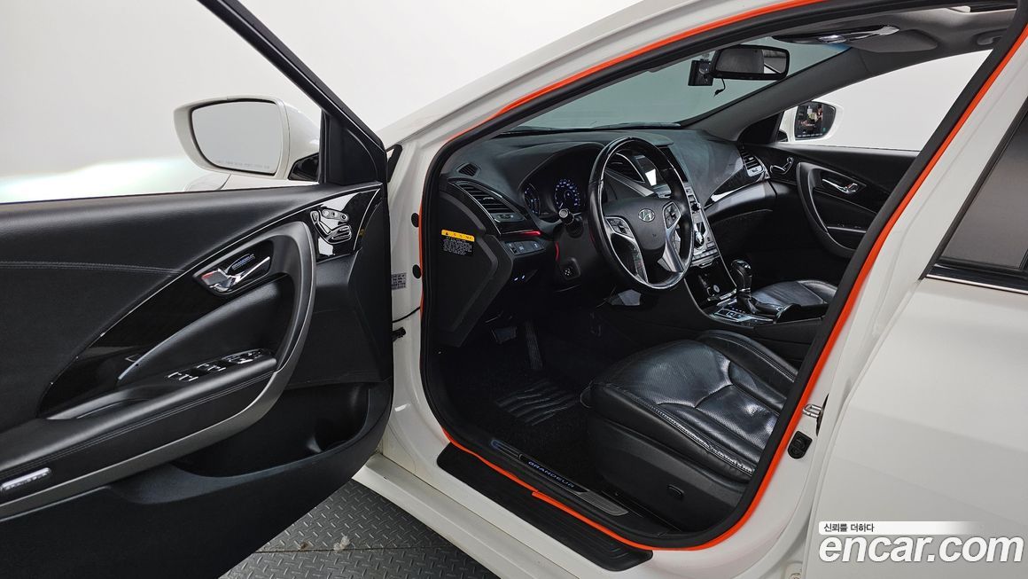 Hyundai Grandeur 2015