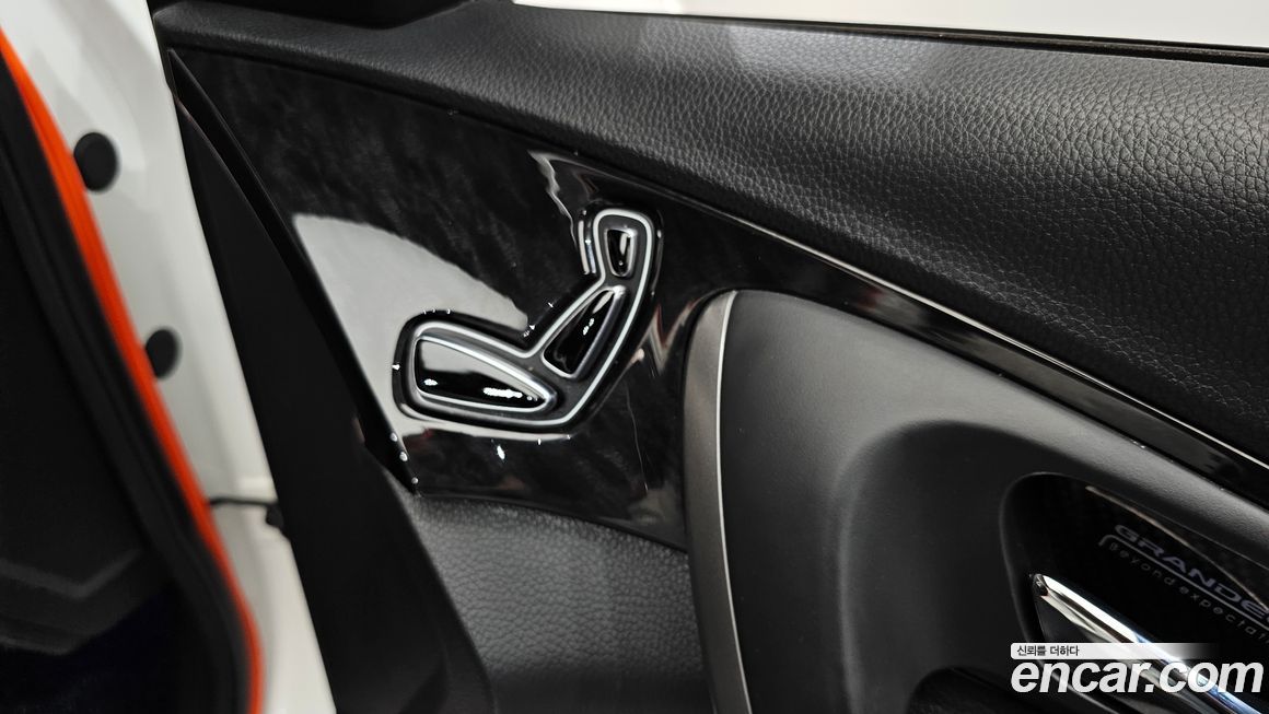 Hyundai Grandeur 2015