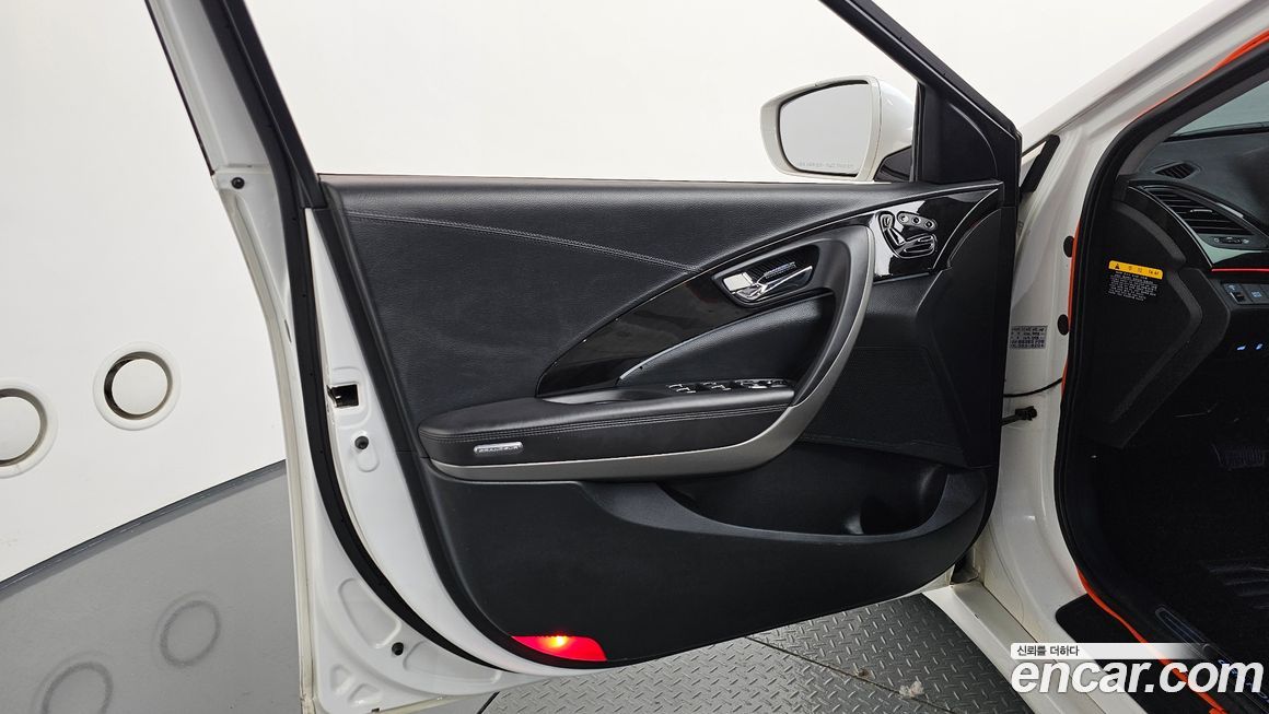 Hyundai Grandeur 2015