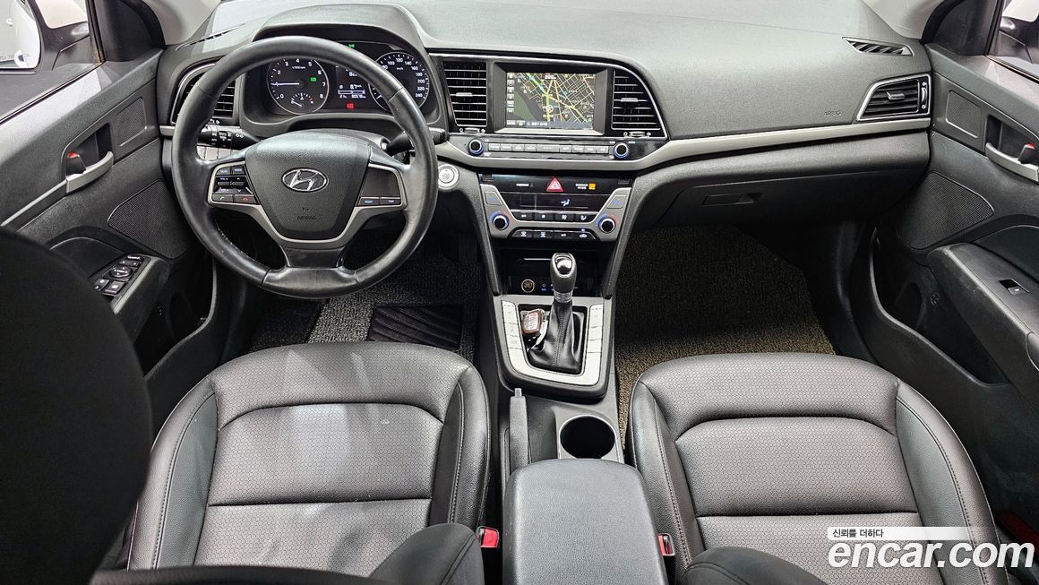 Hyundai AVANTE 2017