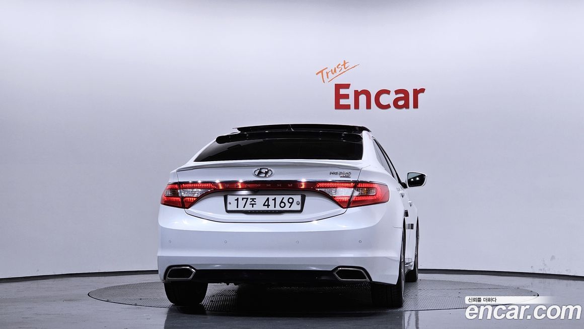 Hyundai Grandeur 2015