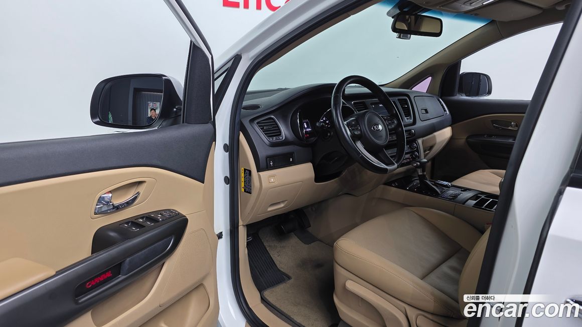 Kia Canival 2017