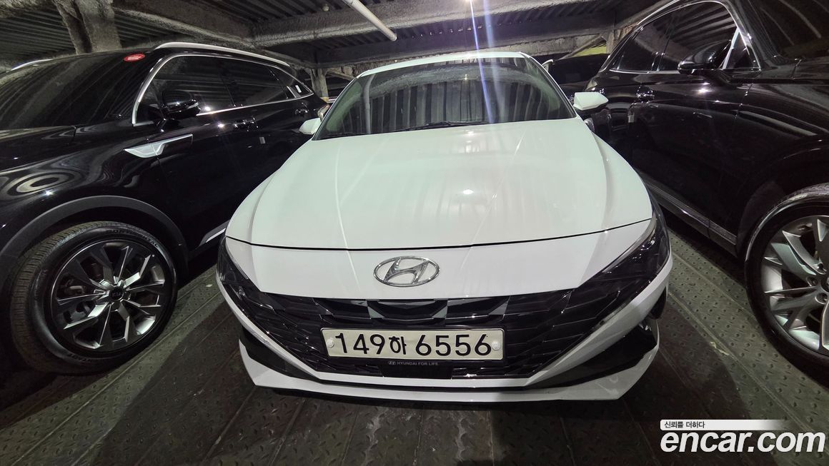 Hyundai AVANTE 2021