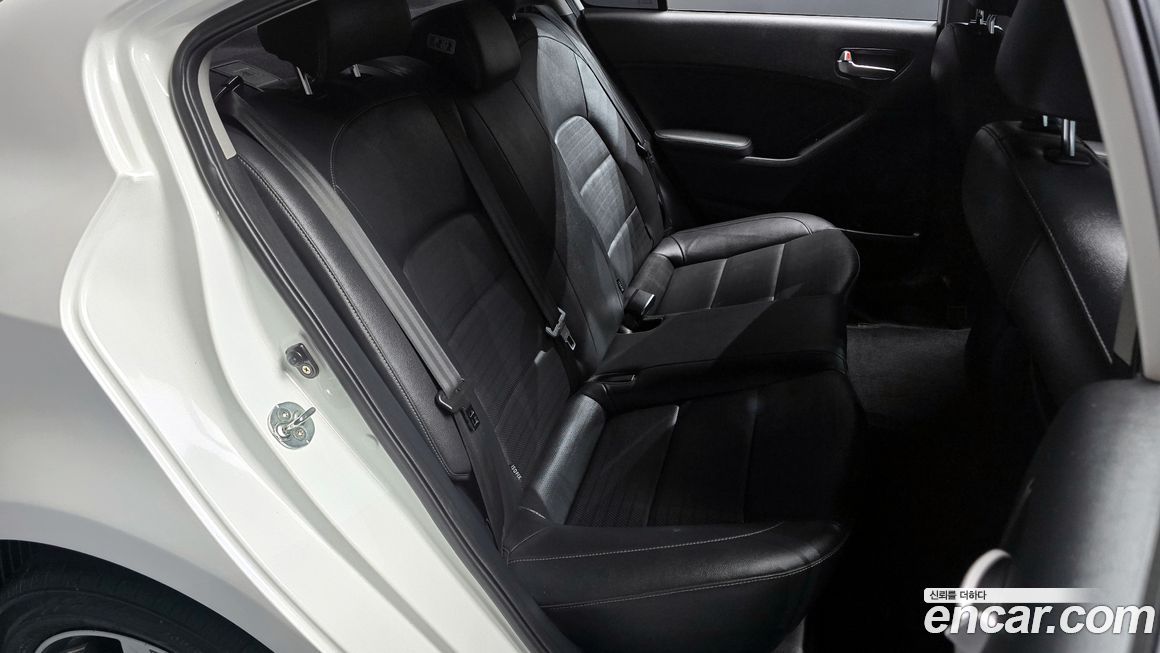 Kia K3 2018