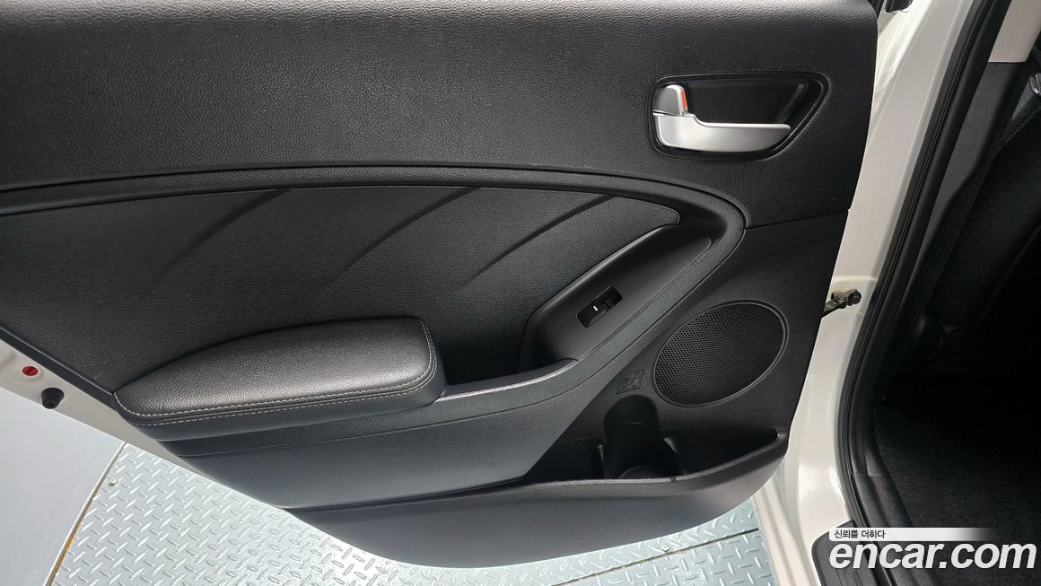 Kia K3 2018