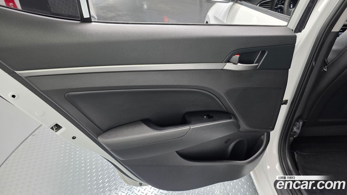 Hyundai AVANTE 2018