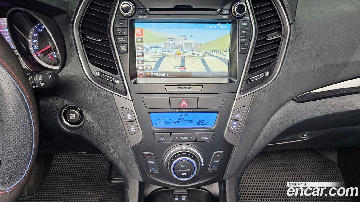 Hyundai Santafe 2015