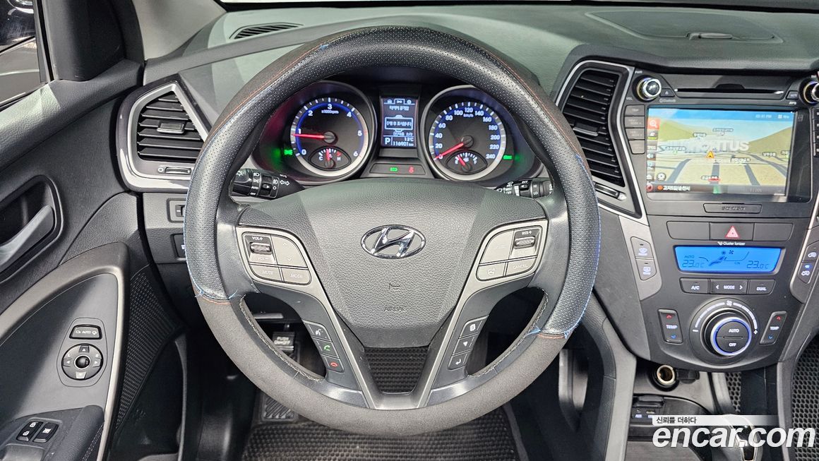 Hyundai Santafe 2015