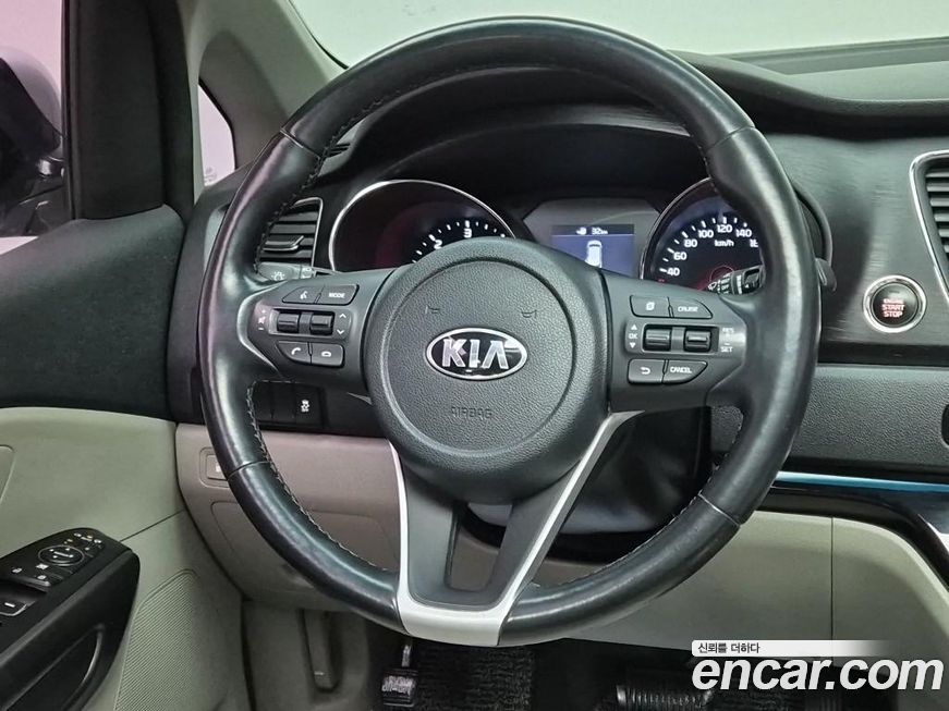 Kia Canival 2019