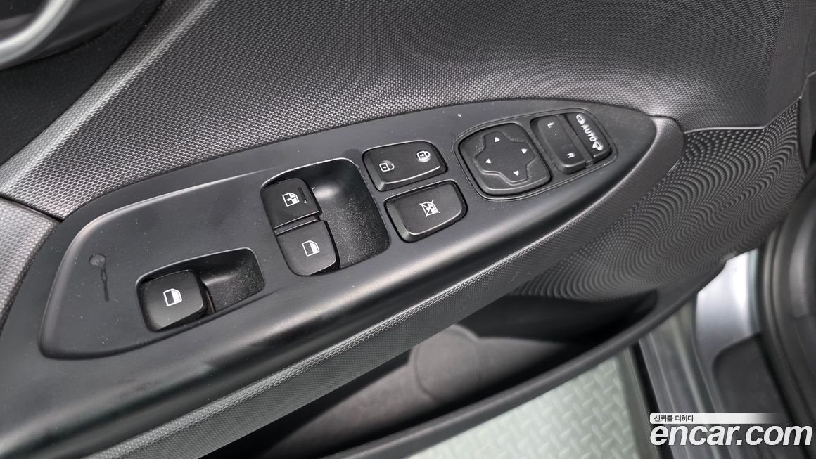 Hyundai Veloster 2018