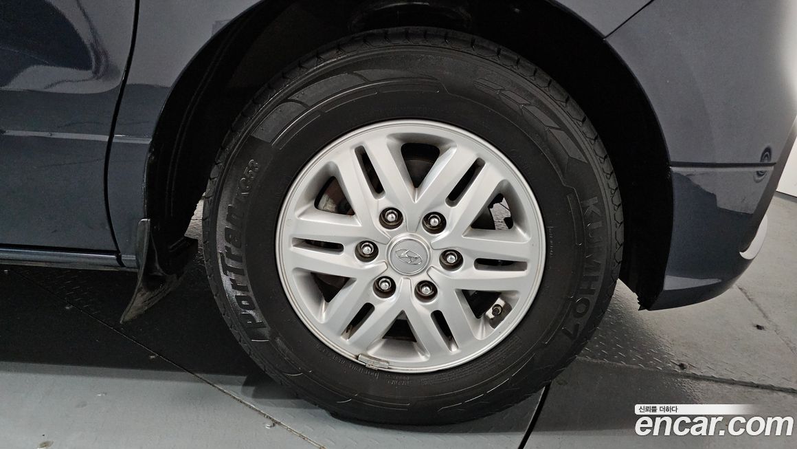 Hyundai Starex 2019