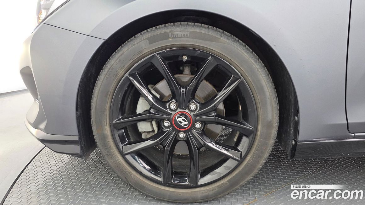 Hyundai Veloster 2018