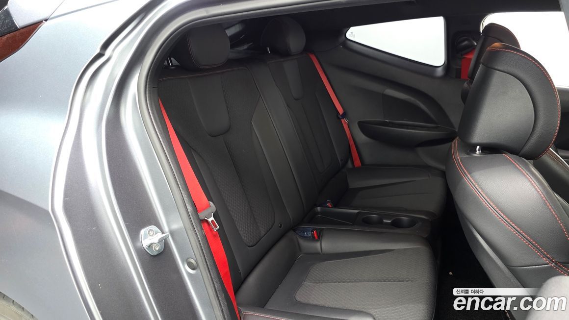 Hyundai Veloster 2018