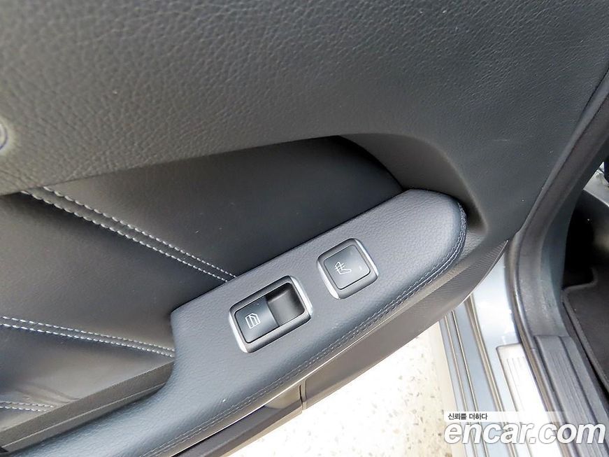 Mercedes-Benz E-Class 2016