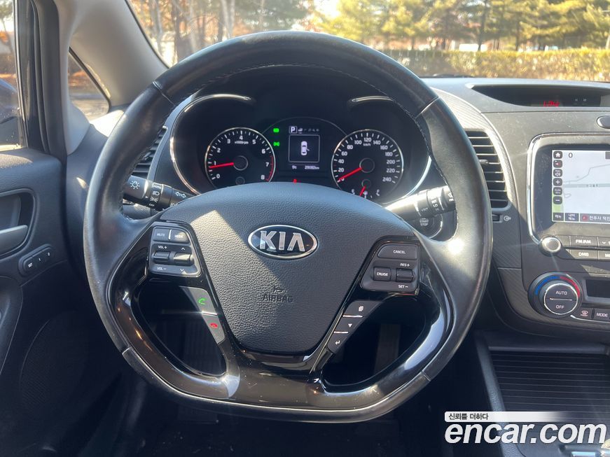 Kia K3 2016
