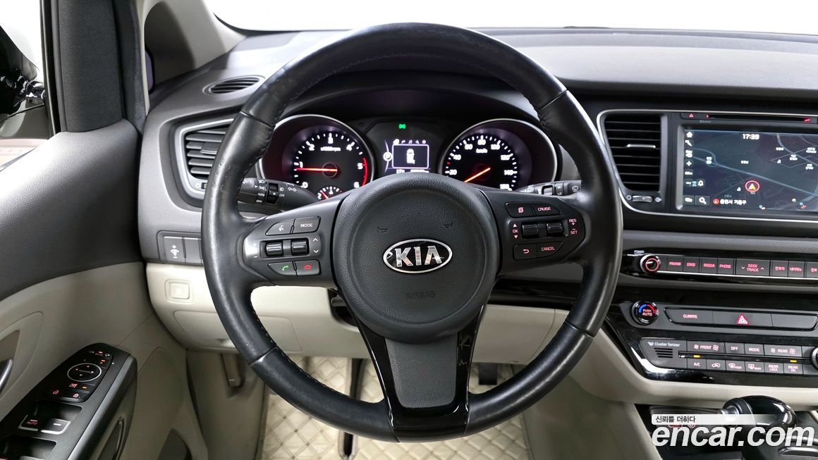 Kia Canival 2015