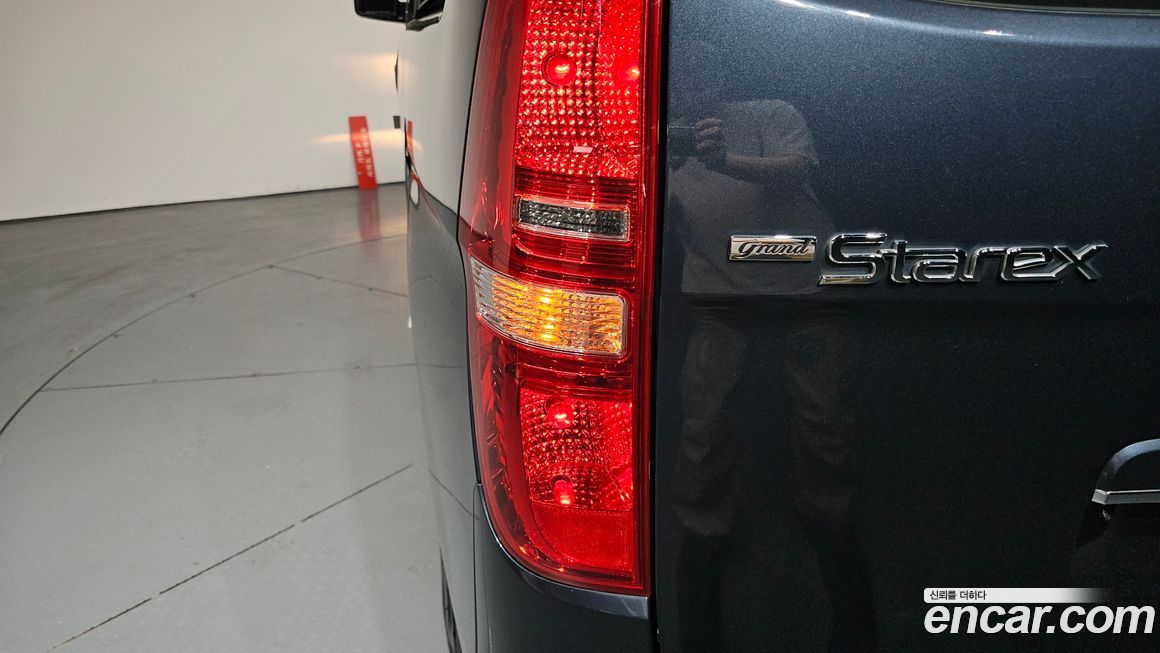 Hyundai Starex 2019