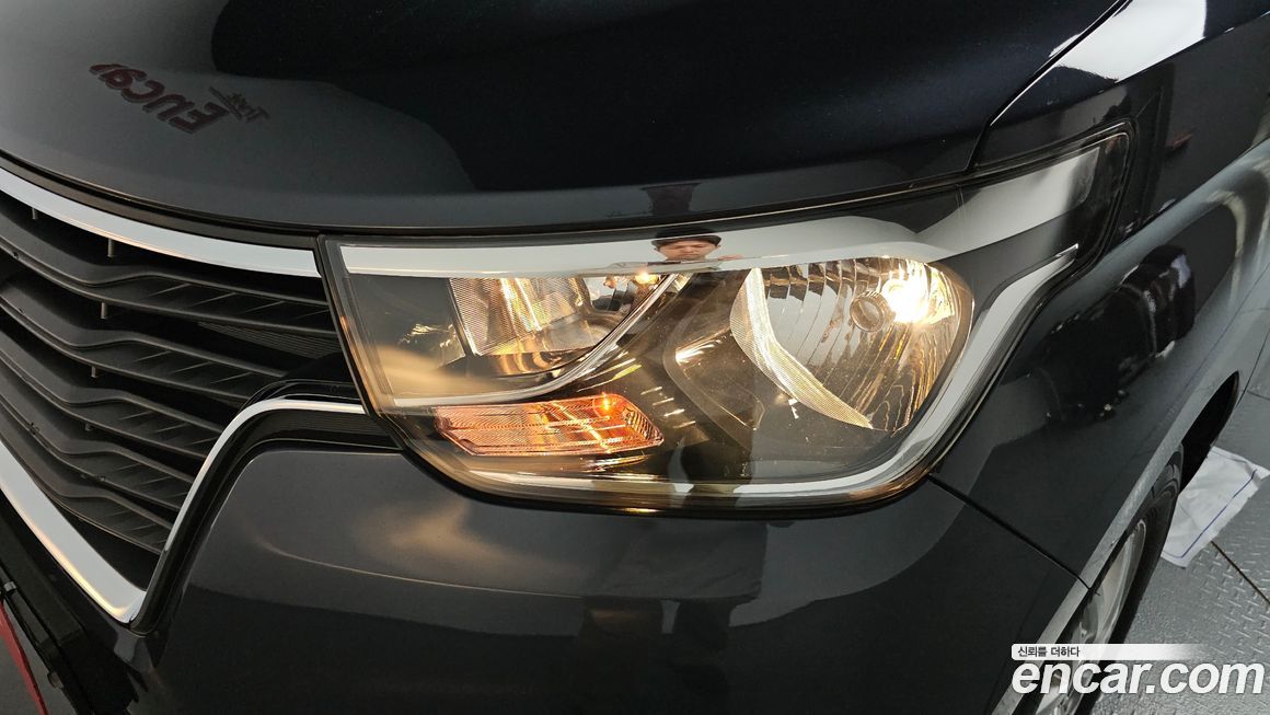 Hyundai Starex 2019
