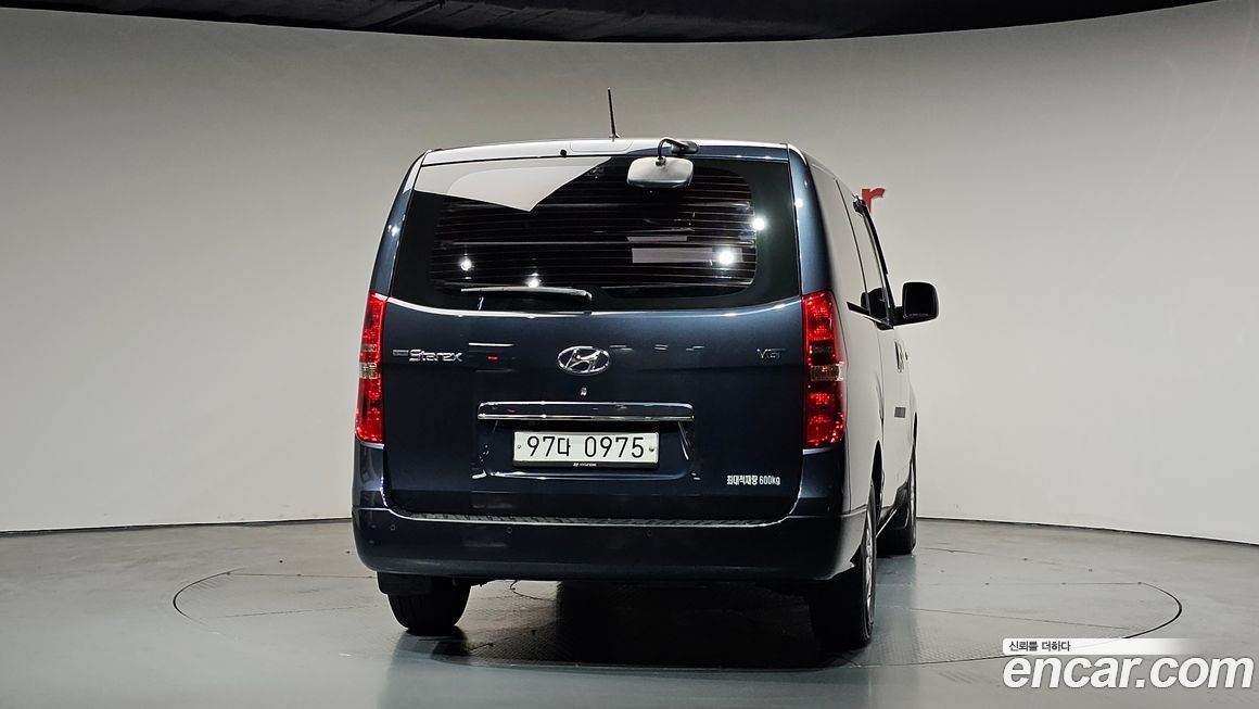 Hyundai Starex 2019