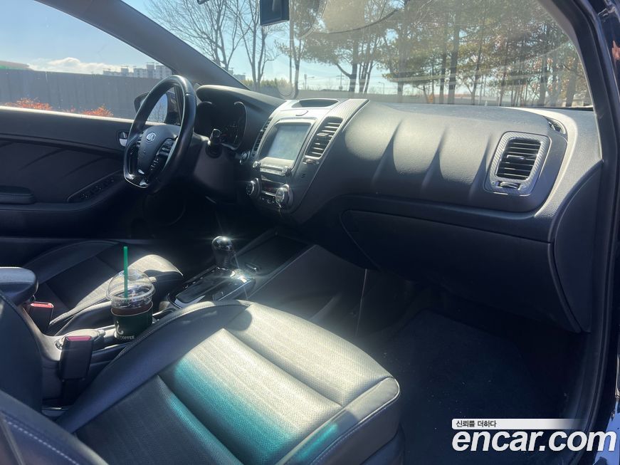 Kia K3 2016