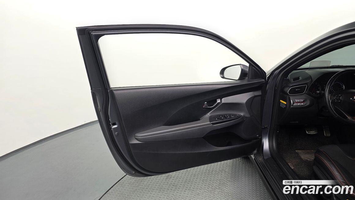 Hyundai Veloster 2018