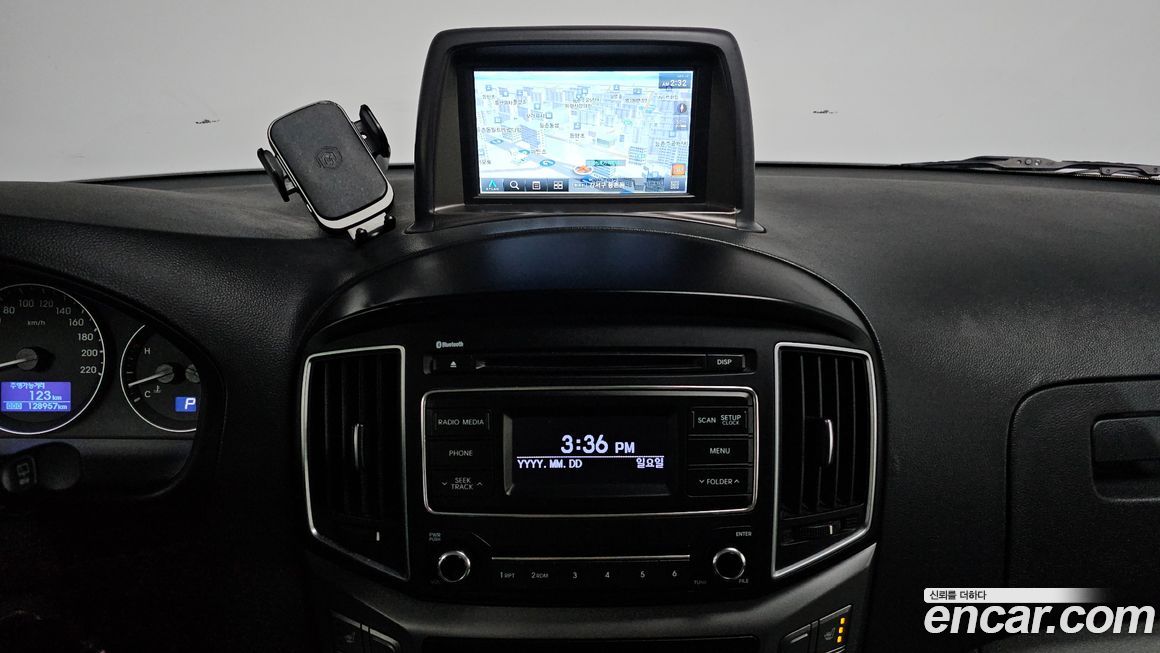 Hyundai Starex 2019