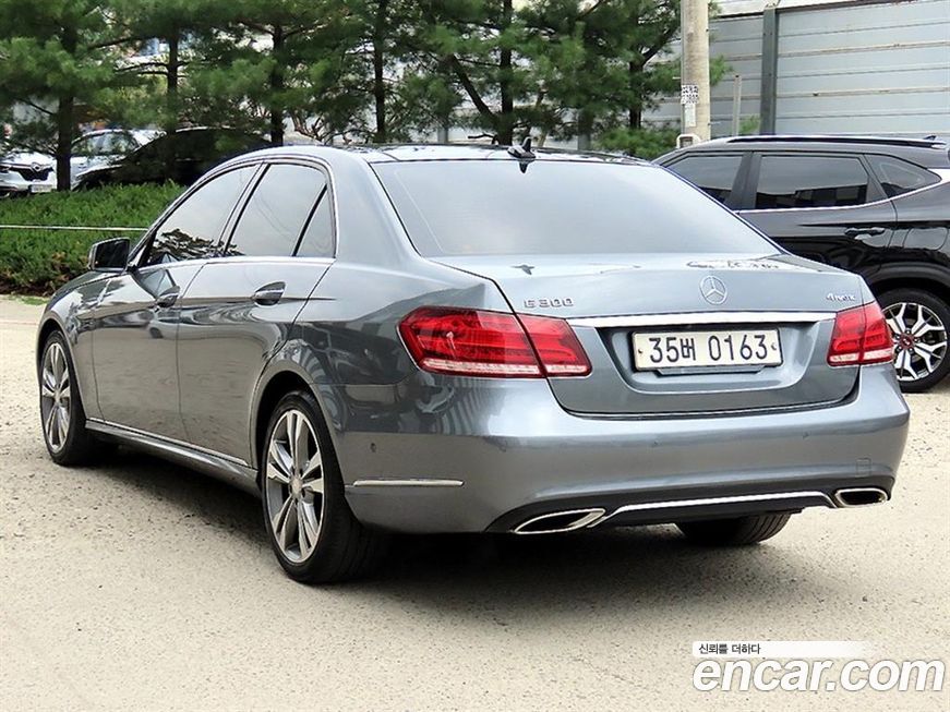 Mercedes-Benz E-Class 2016