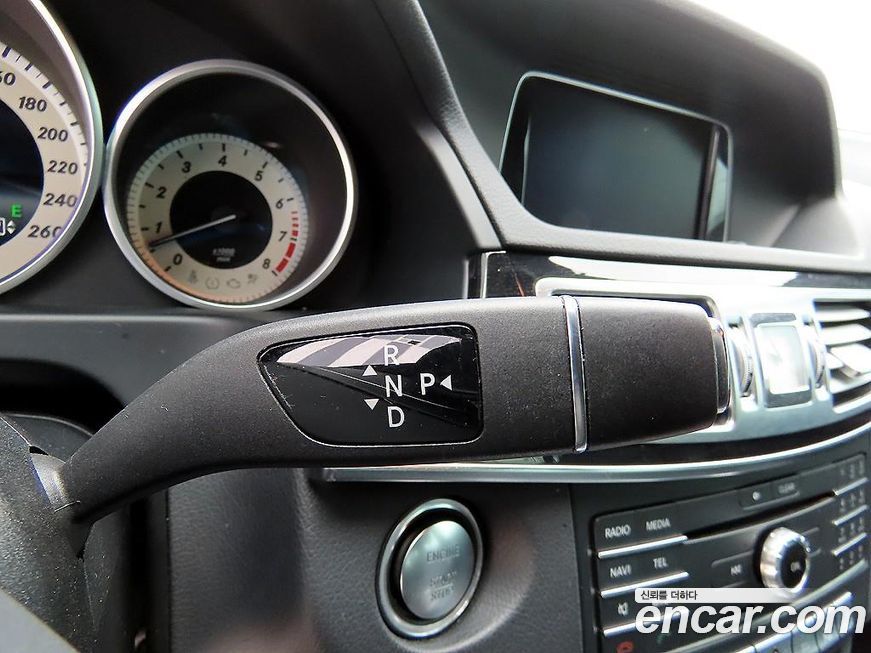 Mercedes-Benz E-Class 2016