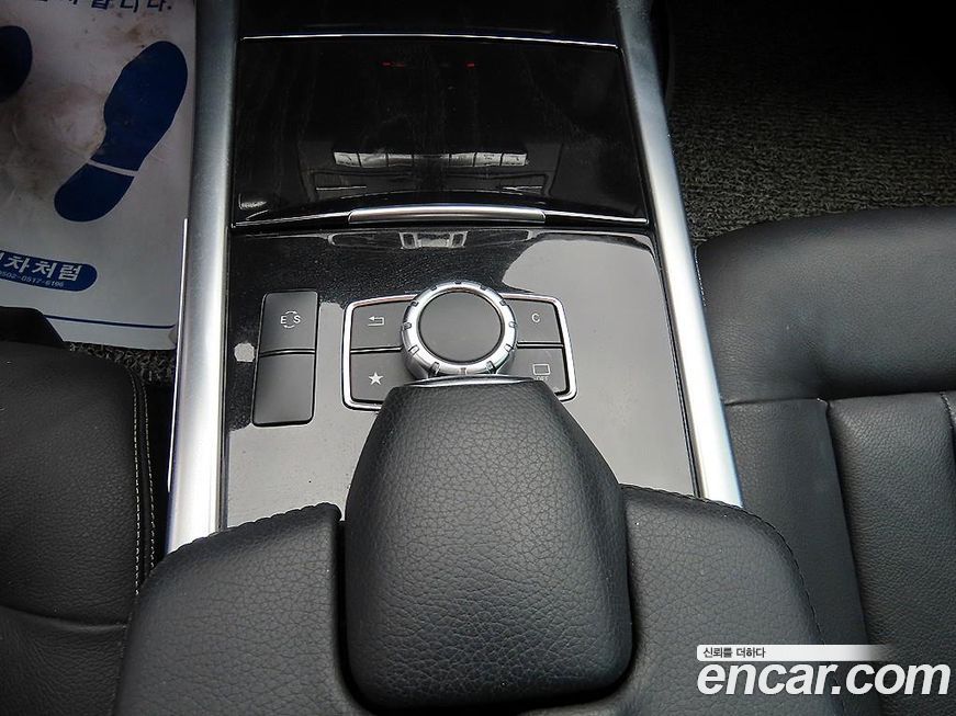Mercedes-Benz E-Class 2016