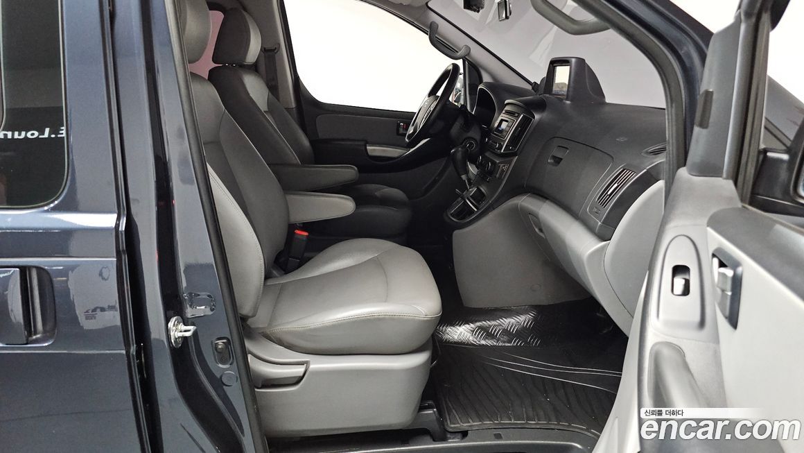 Hyundai Starex 2019