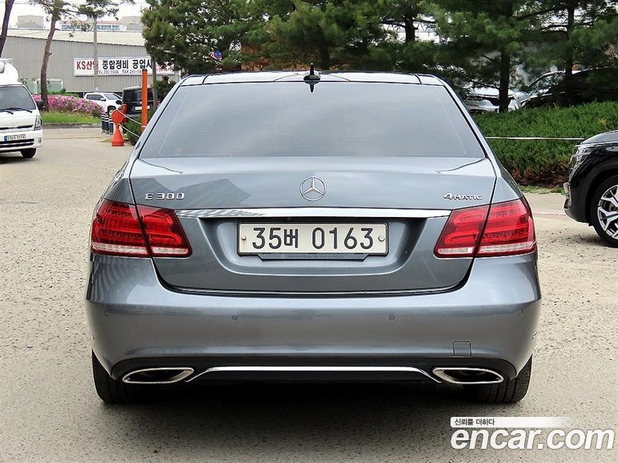 Mercedes-Benz E-Class 2016