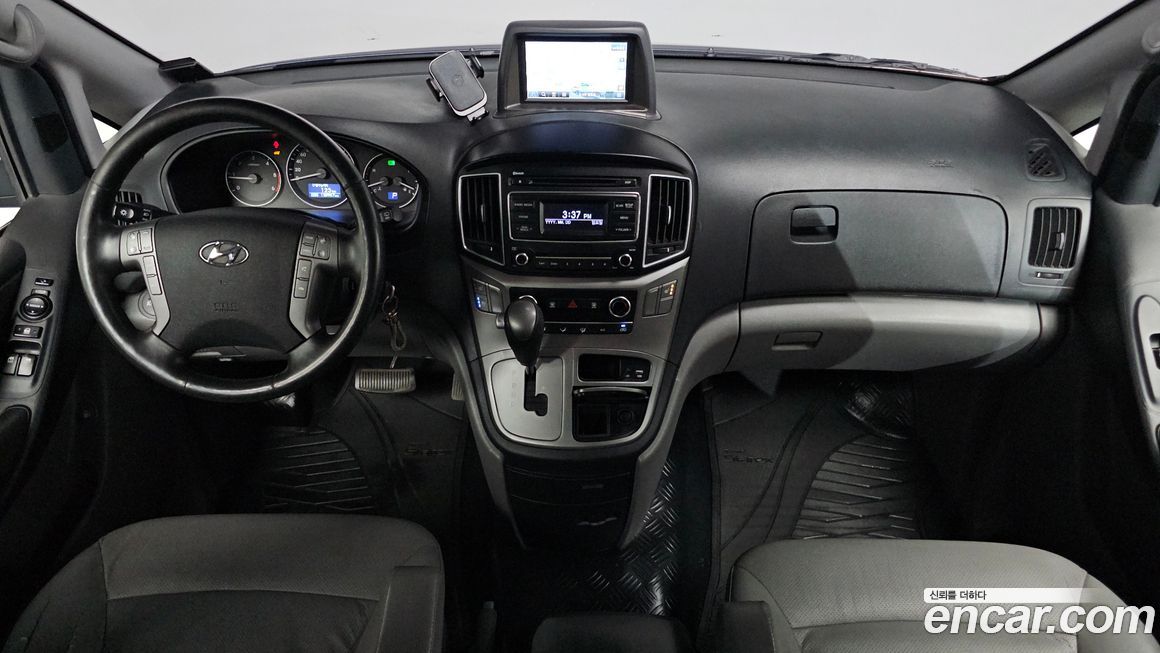 Hyundai Starex 2019