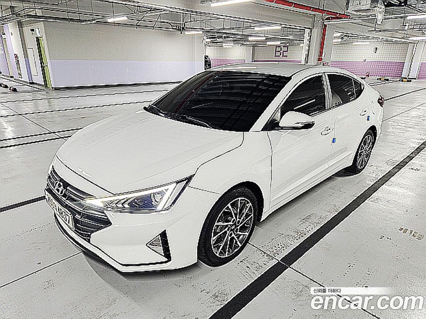 Hyundai AVANTE 2020