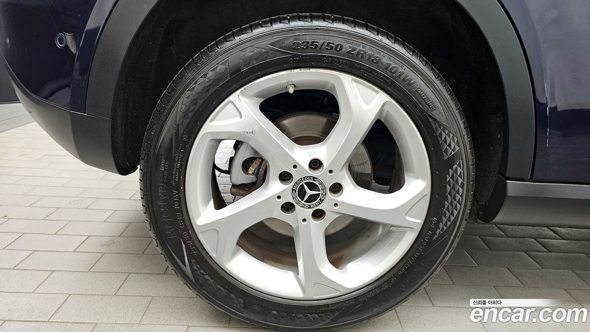 Mercedes-Benz GLA-Class 2018