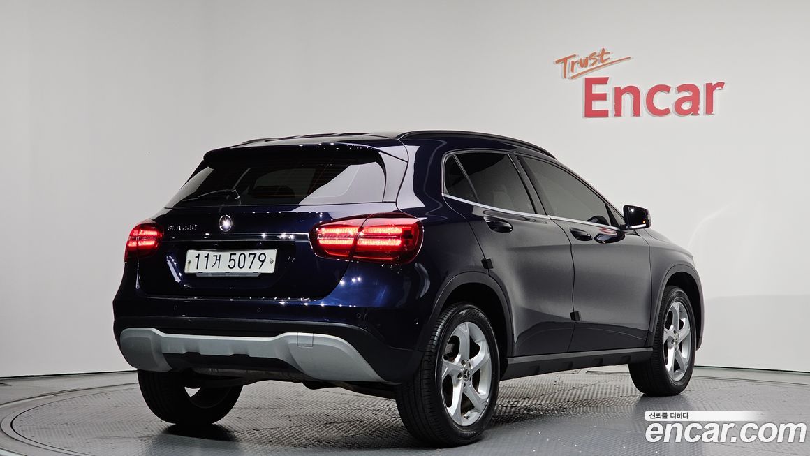 Mercedes-Benz GLA-Class 2018