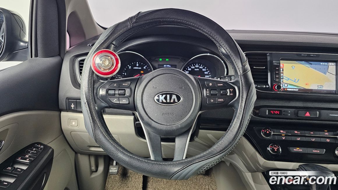 Kia Canival 2019