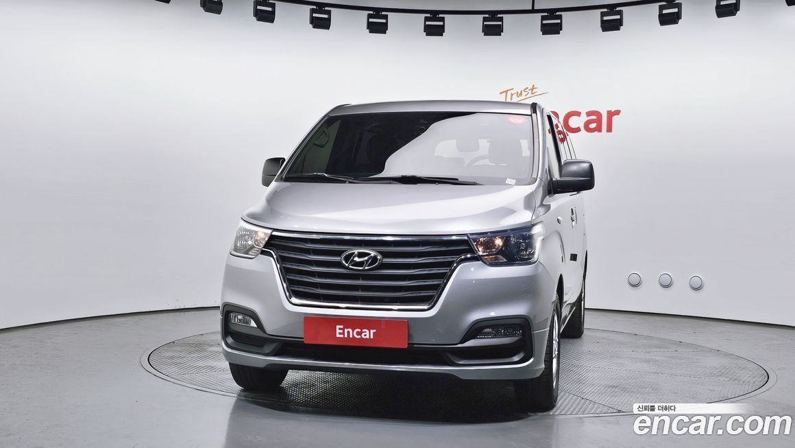 Hyundai Starex 2019